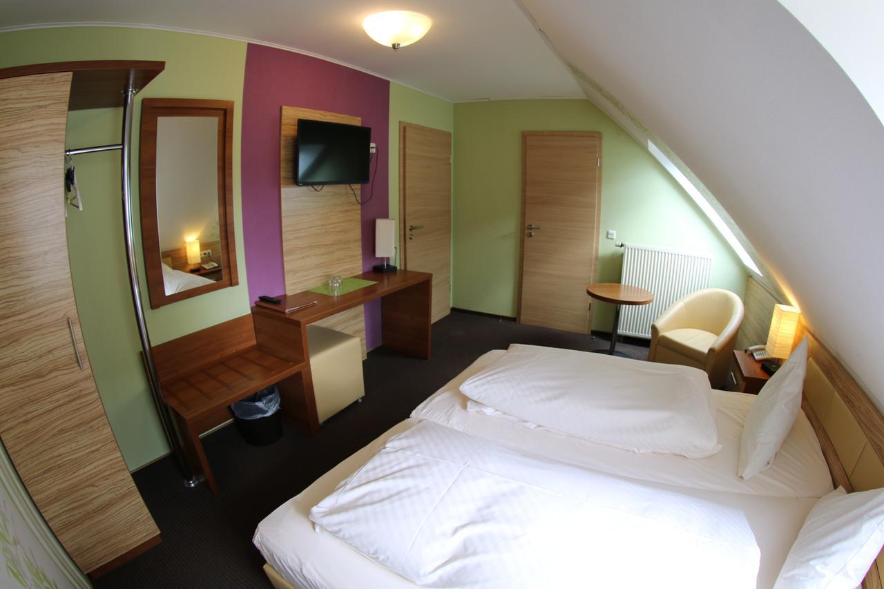 Gaestehaus Palmengarten Nuremberg ภายนอก รูปภาพ
